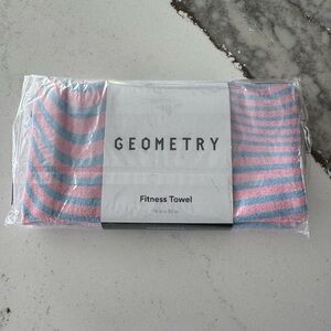 Geometry Fitness Towel - Pink & Light Blue Stripes NEW